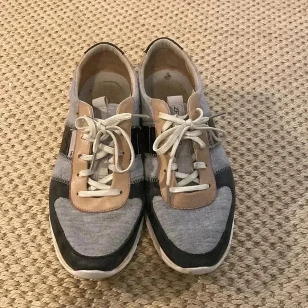 Cole Haan Zero Grand‎ Black and Tan leather sneaker—size 10.5